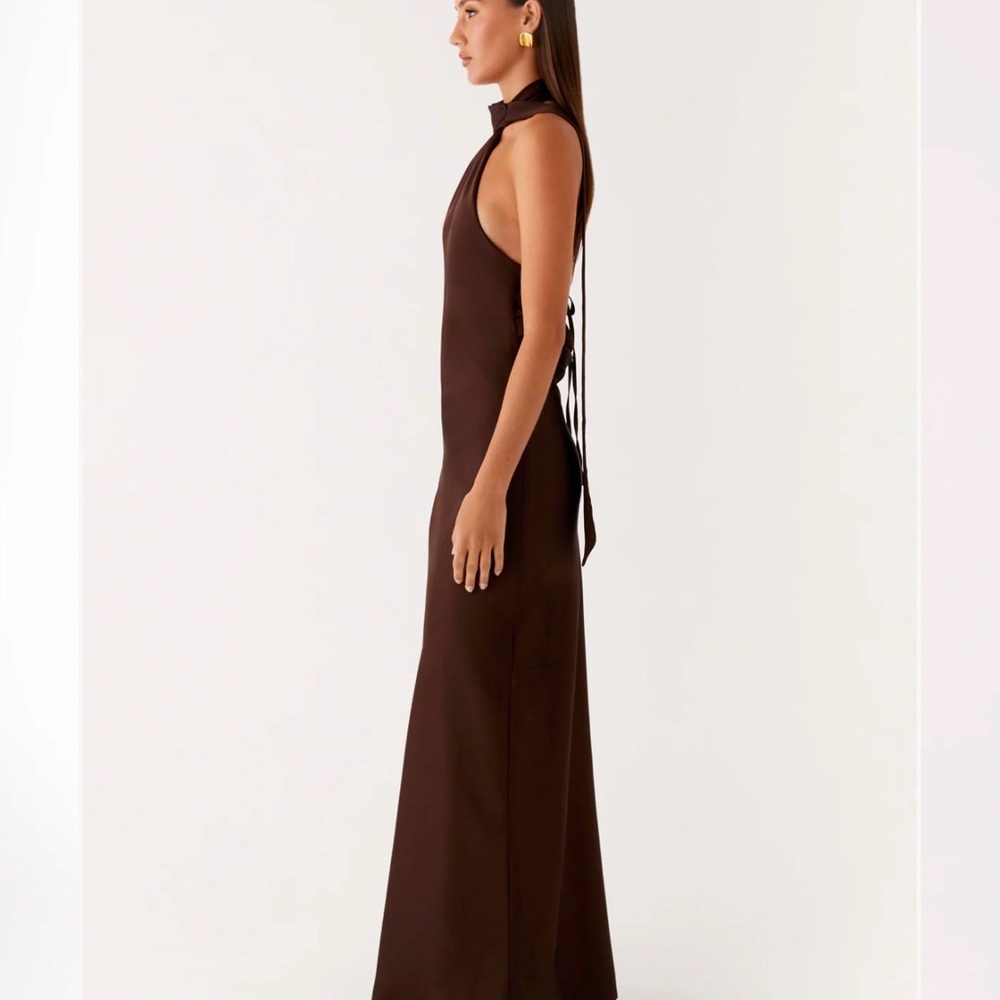 Keena Scarf Maxi Dress - Picture 2 of 3